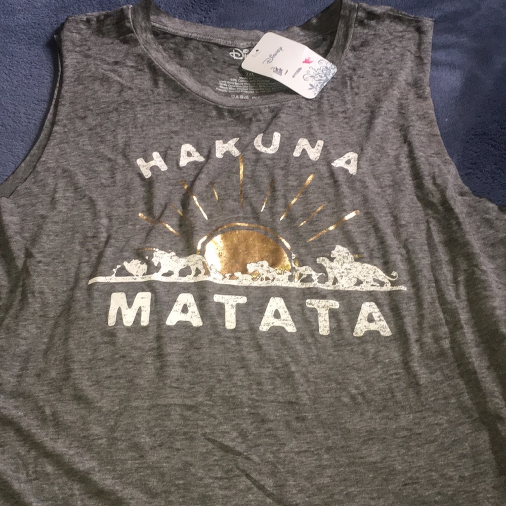 Disneys Lion King 2XL Tank